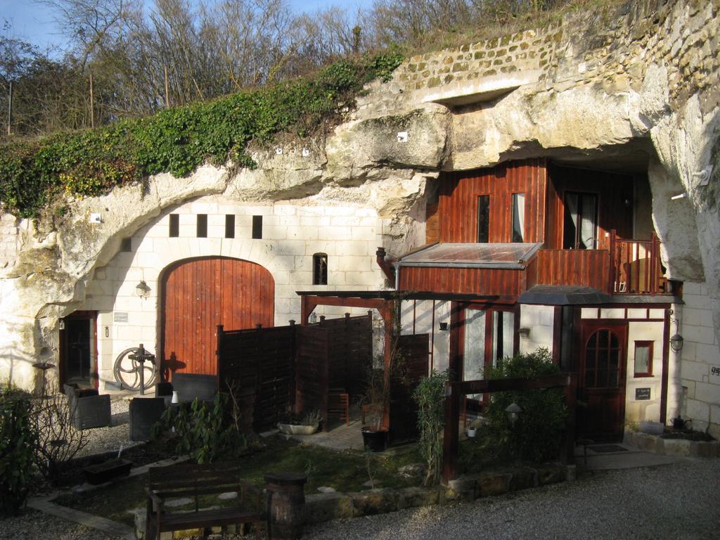 Les Troglos De Beaulieu Loches Exterior photo